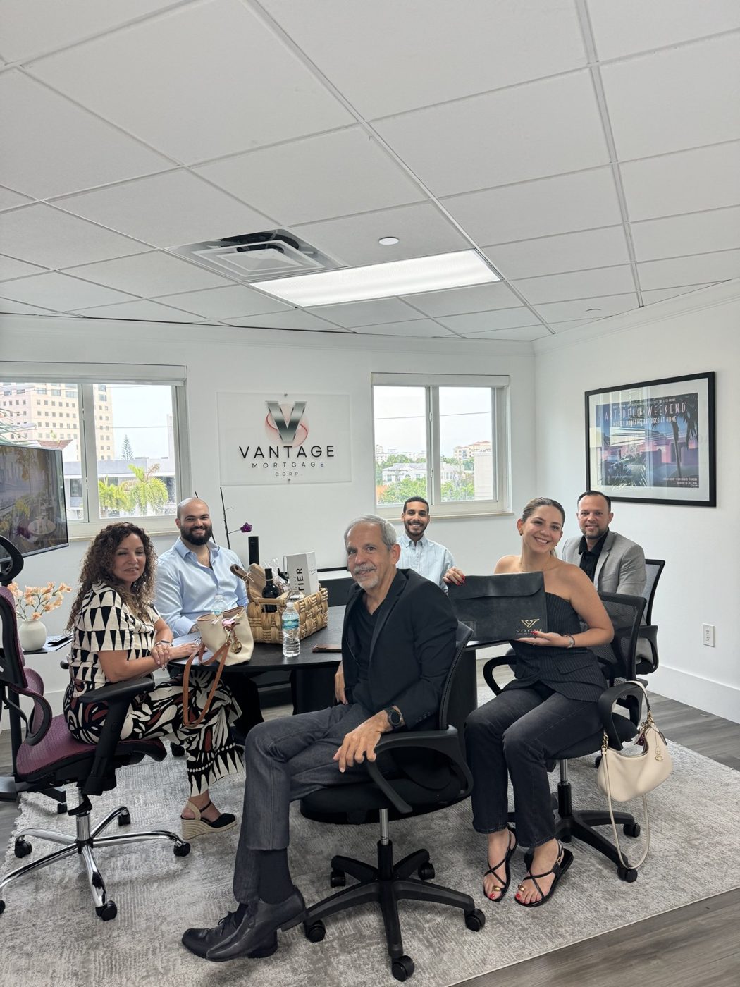 Modern Monopoly closing — Pinecrest · Move-up buyer